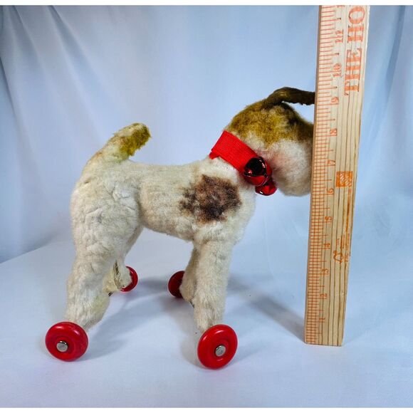 VINTAGE WIRE FOX TERRIER DOG CHILD'S PULL TOY CLOTH FUR BODY ON WHEELS - Picture 10 of 11